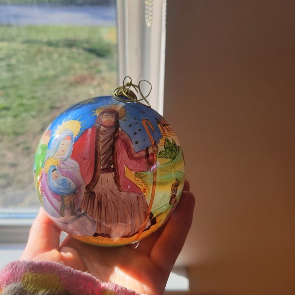 Pier 1 cristmas ornament - Picture 3 of 3